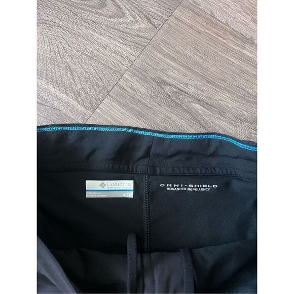 Columbia Skort Omni-Shield Black Advanced Repellancy Shorts Skirt Size 6 EUC - Picture 3 of 5